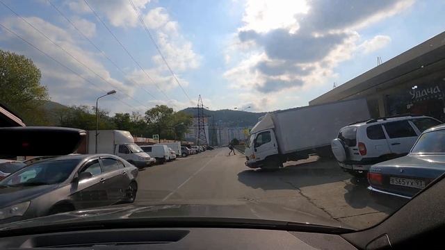 ЛАЗАРЕВСКОЕ 2020?СОЧИ. Лазаревское улицы! С Михаилом ,катаемся по Лазаревскому! смотреть онлайн