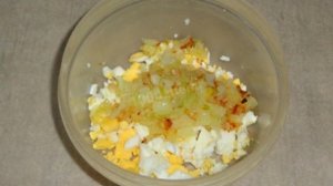 Зразы мясные с яйцом и луком на сковороде