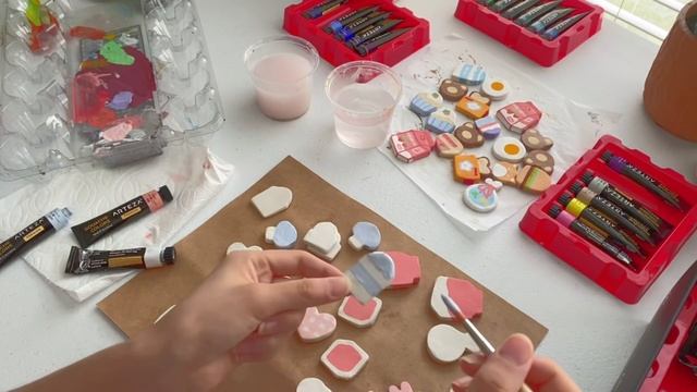 how i make clay pins ?? смотреть онлайн