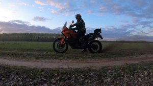 Вечерний прохват на KTM adventure 990 с кайфом ?