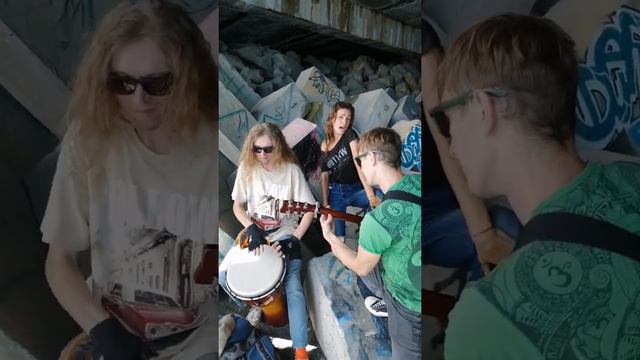 Таня Чешег и друзья - Маки