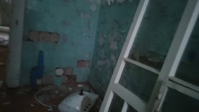 Разбили все окна в заброшке. 4 часть. смотреть онлайн