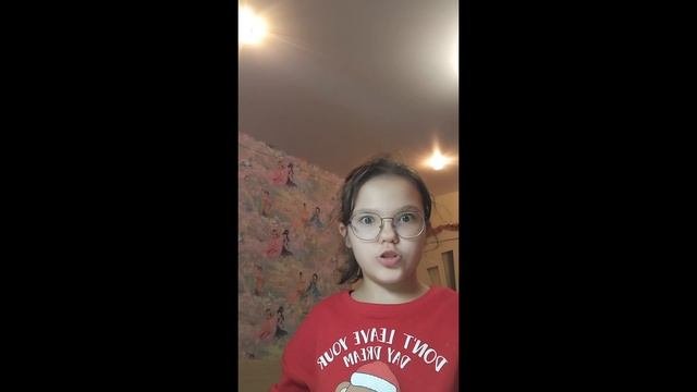 Вика?????????✨