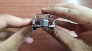 GCD / NZG Mercedes Benz 600 Pullman 1:64