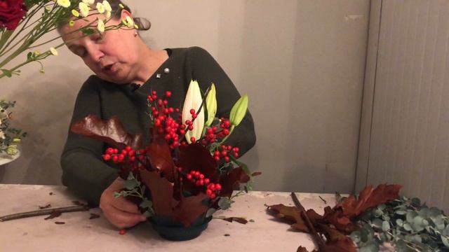 Композиция с лилией в оазис. Composition with Lily in oasis