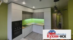 Кухня-гостиная, маскируем вентиляционный канал и выступ.