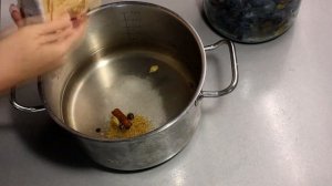 Квашеная пряная слива на меду и с ржаным солодом. Древний русский рецепт.