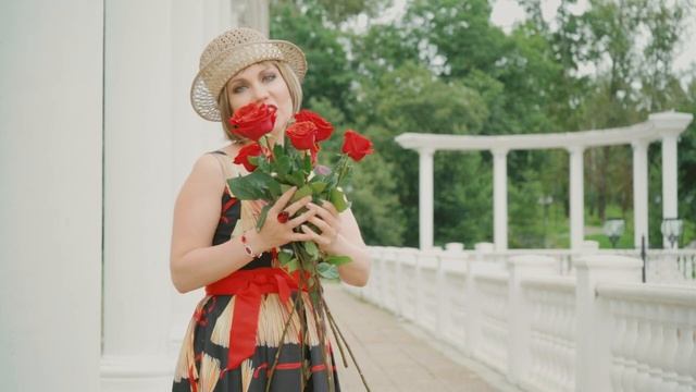 'Красные розы' Елена Капитай.mp4 #красныерозы#еленакапитай#розы#любовь#песниолюбви