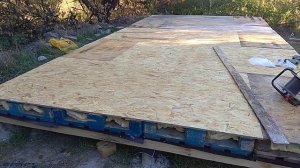 Сарай/курятник из поддонов ч2