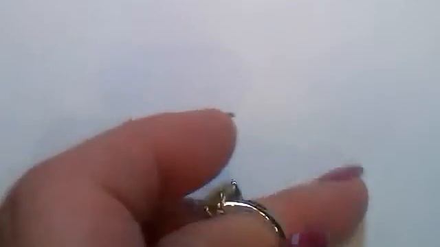 Кольцо с темным эфиопским опалом 9 х7 мм и фианитами смотреть онлайн