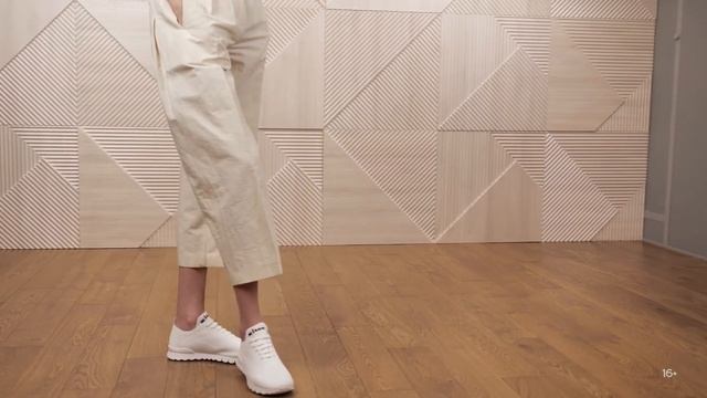 Потрясающий, невероятно женственный образ от Moncler!