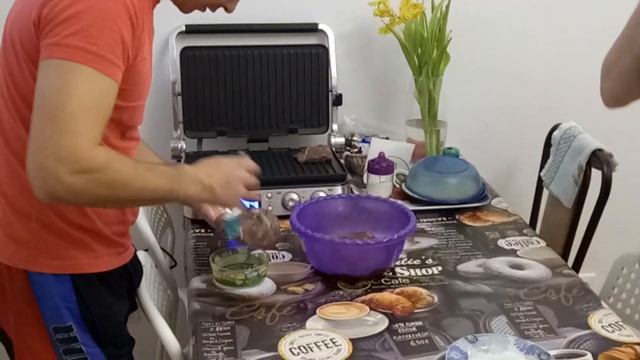 Готовим мясо в гриле Delonghi multigril смотреть онлайн