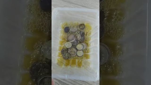 Быстрый способ как оттереть монеты за 10сек.Востановление монет. смотреть онлайн