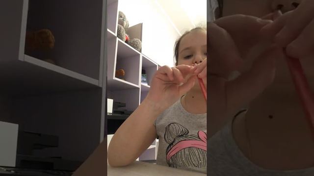 DIY.Как сделать ручку из шарика?Посмотри в этом видео)))Lizakey смотреть онлайн