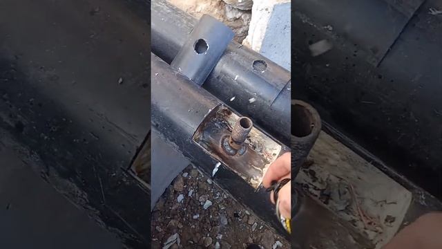 врезка спусников в трубы ппу и их изоляции