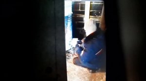 ?Печь из бочки.Своими руками.Топим бревном.Зима 2017 г.