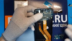 Замена экрана стекла Самсунг A50.mp4