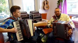 Игра на Гармонях Литау- Вальс.