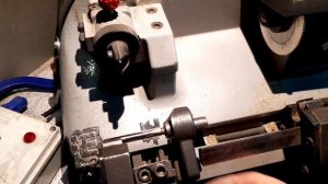 Ключи на MAUER 74046 делаем по замку.