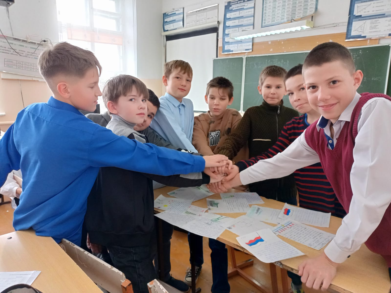 Наши любимые мальчики 5 В класса