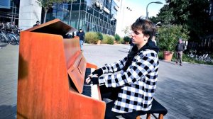 Mad World - STREET PIANO PERFORMANCE