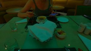 Еда в отеле Al Khoory Executive Hotel Al Wasl 3* Дубай июнь 2023