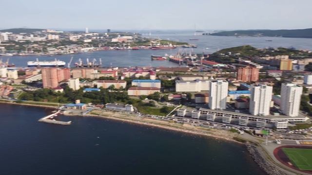 Полуостров Шкота (Эгершельд). По обе стороны сопки Крестовой.