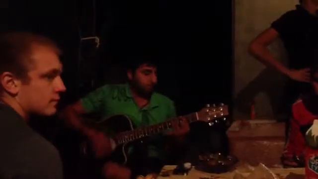 Арго Магдесян - А дождик льет смотреть онлайн