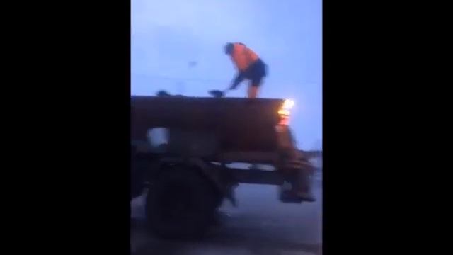 Воркутинские дороги. Ямочный ремонт смотреть онлайн