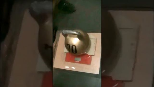 ВЗЯТИЕ С ПРИСЕДОМ 70кг.Личный вес 67кг. смотреть онлайн