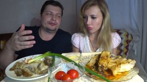 СОЧНЫЙ и ЖИРНЫЙ мукбанг РЕБРА ? с картошечкой ? и ЧЕРРИ ? (Итинг Mukbang)