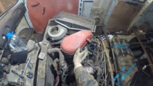 Выбило свечу, восстанавливаем резьбу в свечном колодце, 402 двигатель. Ставим на ход УАЗ 3909.