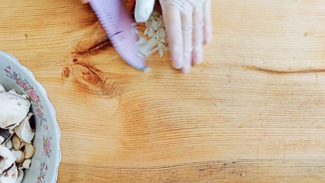 Шампиньоны жареные с чесноком и Сливочное пюре из цветной капусты Очень круто и очень просто смотреть онлайн