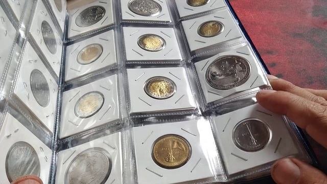 Упорядочиваем коллекцию.  Альбом с юбилейными монетами №11
