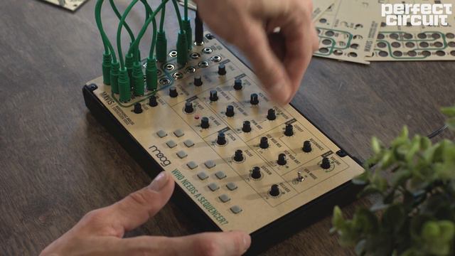 Moog Mavis Semi Modular Analog Synthesizer Voice : DIY Standalone Synth + Eurorack Module смотреть онлайн