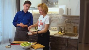 Овощи в азиатском стиле на сковороде вок. Рецепты Лидии Ионовой