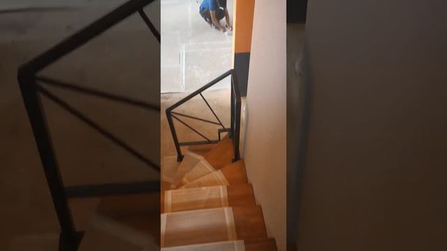 Строгино, лестница под ключ в выставочном доме на рынке Синдика смотреть онлайн