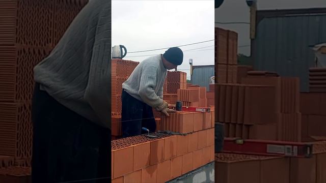Кладка керамического блока Кайман
