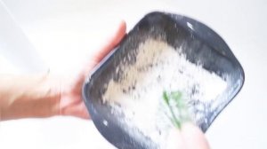 Как сделать заснеженные ветки хвои