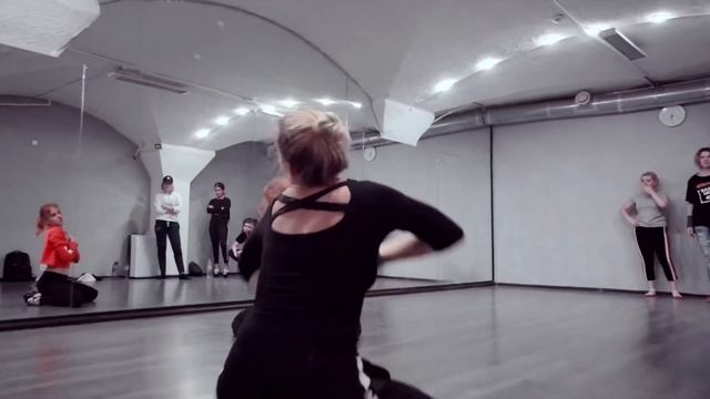 Студия танцев «9 ЗАЛОВ» в Москве