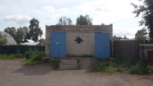 СЕКРЕТНЫЙ ТУАЛЕТ ДЛЯ ПОДГЛЯДЫВАНИЯ ДЕРЕВЕНСКИЕ ЗАБАВЫ ))