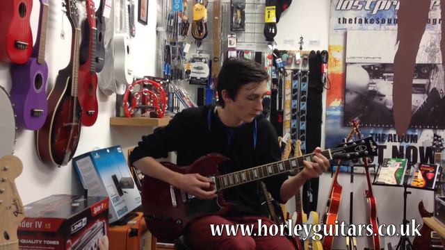 Chord SG - Reviewed by Craig at Horley Guitars. смотреть онлайн