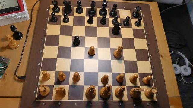 PicoChess - Raspberry Pi + DGT USB Board смотреть онлайн