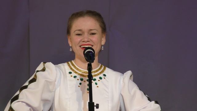 РНП "Тарантасик" исполняет Татьяна Ершова