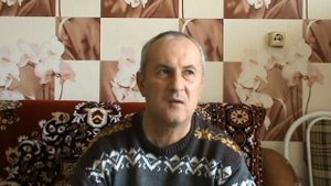 Как правильно хранить куриные яйца .