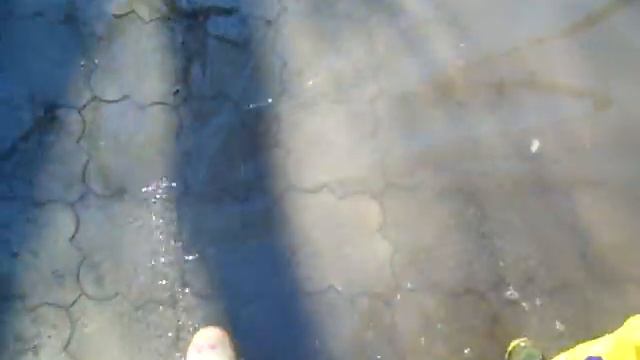 Прогулки по лужам =) смотреть онлайн