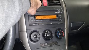 TOYOTA AURIS 2008 AUDIO SYSTEM X165EM EVO2