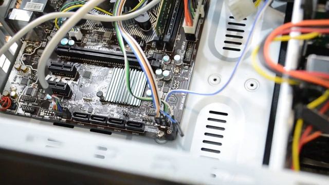 подключение разъёмов в материнской плате msi h110m pro vh смотреть онлайн