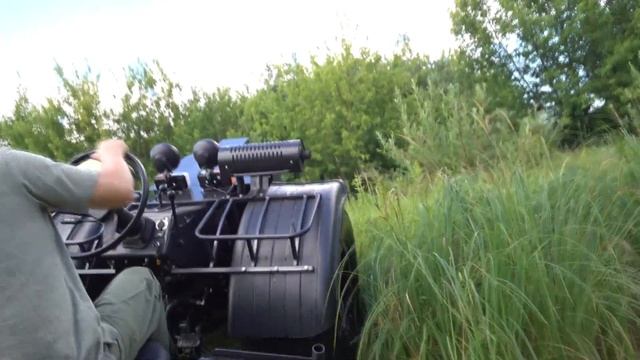 Водяной буйвол - Zubr Arnee Тест плавающего болотохода смотреть онлайн