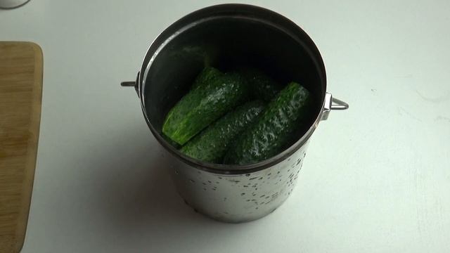 САМЫЙ БЫСТРЫЙ И ВКУСНЫЙ РЕЦЕПТ МАЛОСОЛЬНЫХ ОГУРЦОВ!